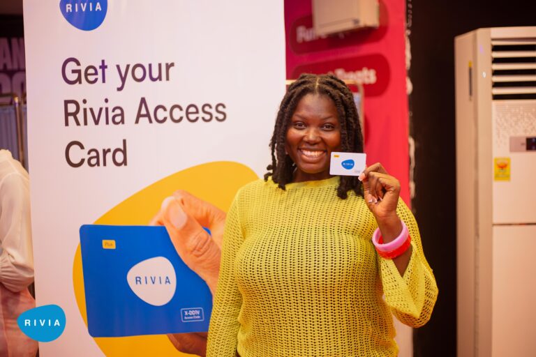 Rivia member displays card